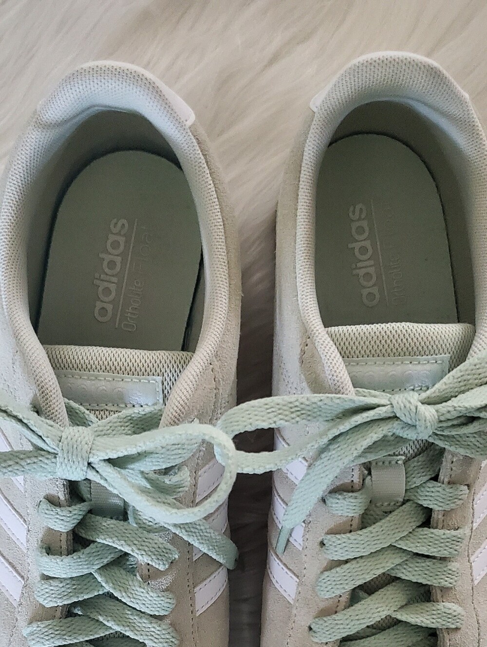 Adidas Women's Light Green Suede Court Sneakers | Lace-Up Casual Shoes Size 10 - Picture 5 of 9